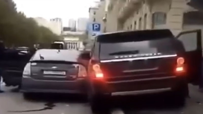 Bakıda “Prius” bu dəfə “Range Rover”i bu günə qoydu - VİDEO