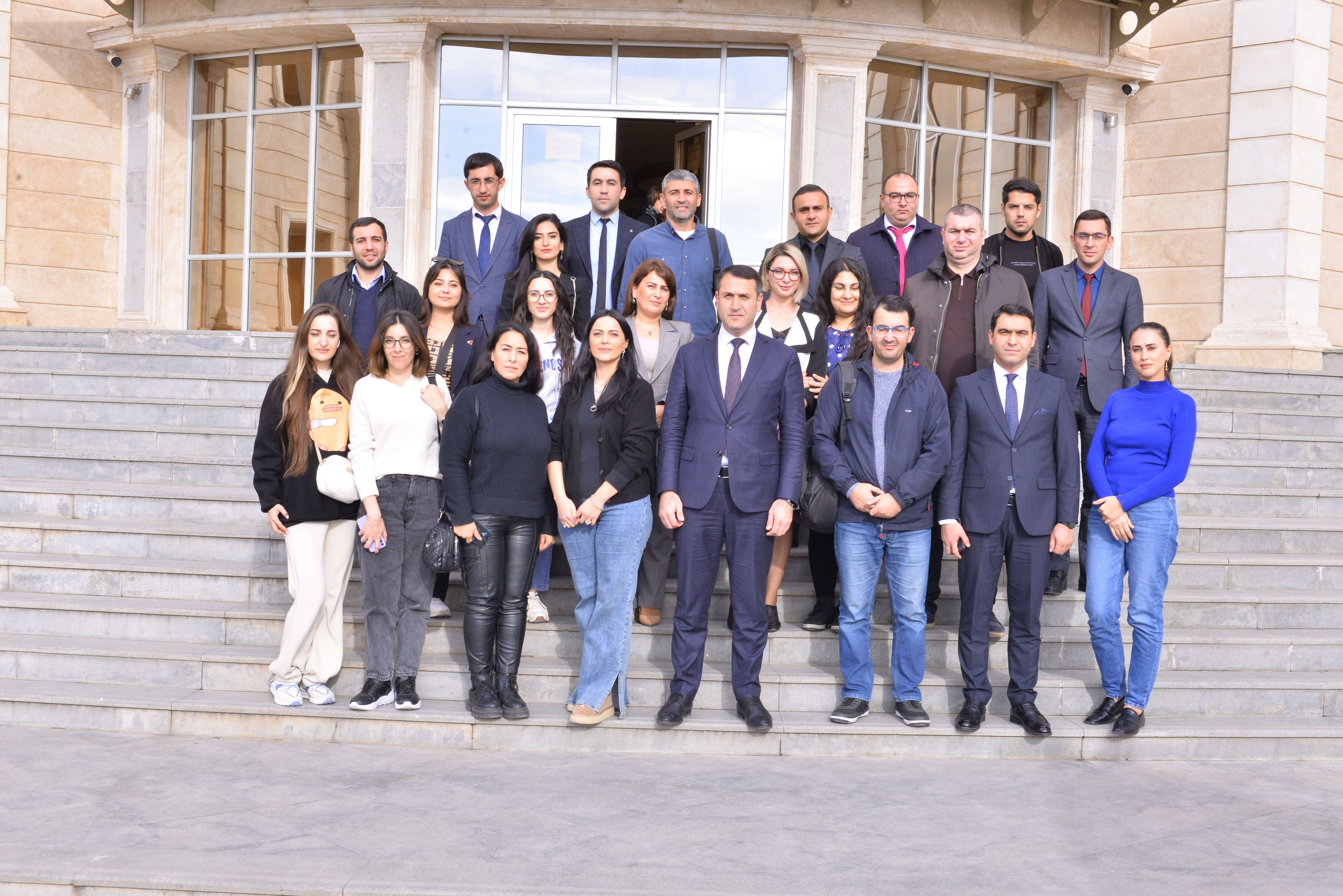 Naxçıvanın Səhiyyə Naziri media nümayəndələri ilə görüşdü - FOTO