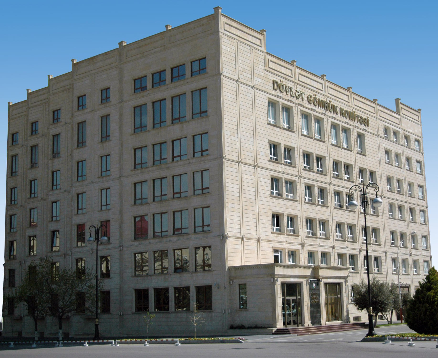 DGK: “Nəqliyyatın növbəsiz keçməsi üçün qeyri-qanuni vəsaitlər alınmır”