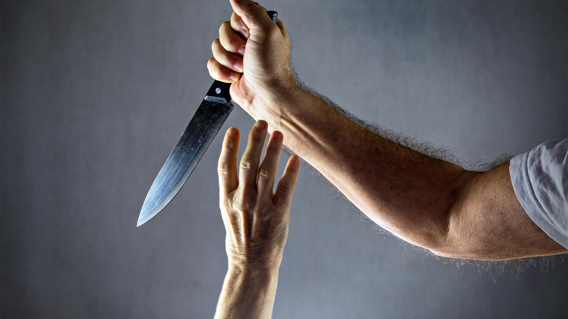 Zaqatalada nəvəsi tərəfindən bıçaqlanan baba öldü