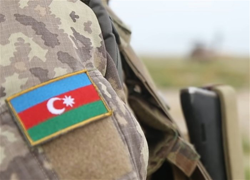 Azərbaycanda hərbçilərə verilən bu pulun məbləği artırıldı - RƏSMİ