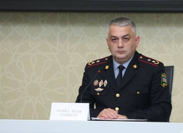 "Yalnız rəsmi mənbələrə istinad edin"