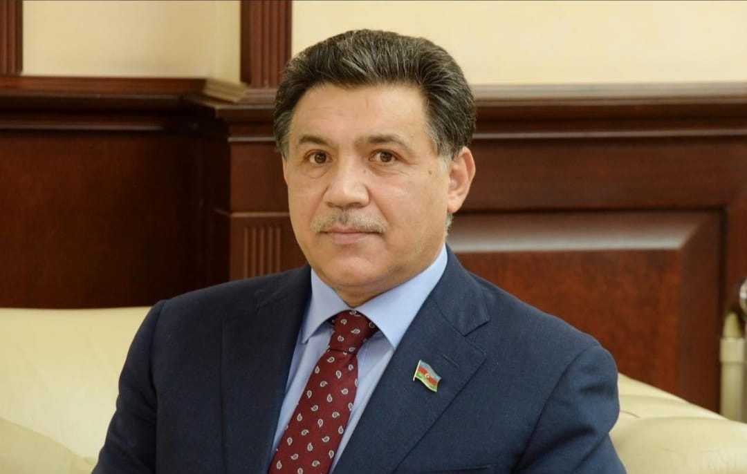 "Azərbaycan xalqı yekdilliklə Prezident İlham Əliyevə səs verəcək" - Deputat