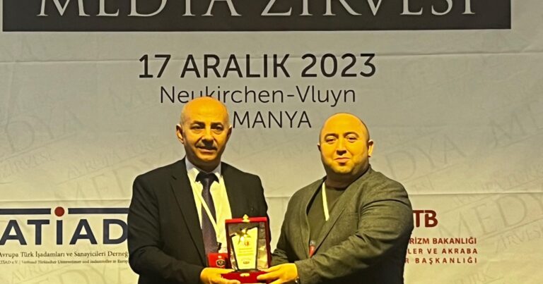 Aqil Ələsgər Almaniyada “Türk Dünyası Mediasına Xidmət” mükafatına layiq görüldü - FOTOLAR