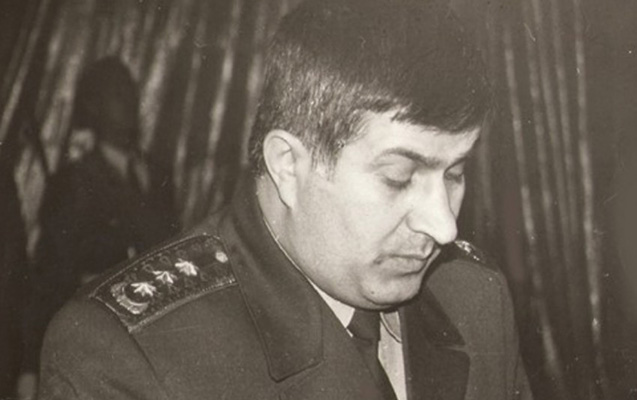 Müdafiə nazirinin sabiq müavini vəfat etdi