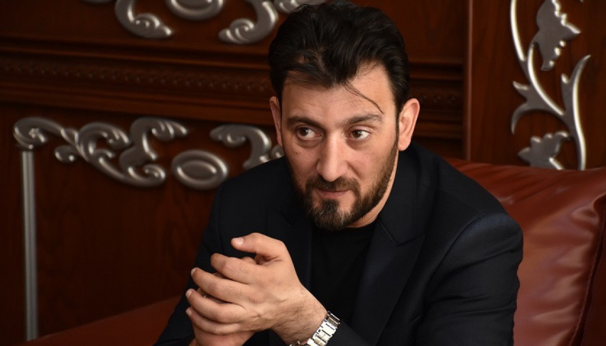 Aydın Sani: "Yataq otağı ilə efiri səhv salanlar var"