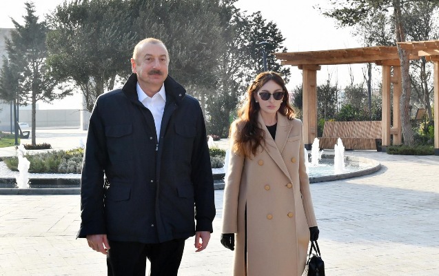 Dövlət başçısı və birinci xanım “Çinar müqəddəs yer”də
