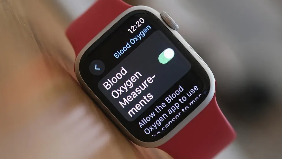 “Apple” saatlarının satışı dayandırıldı - Bu səbəbdən