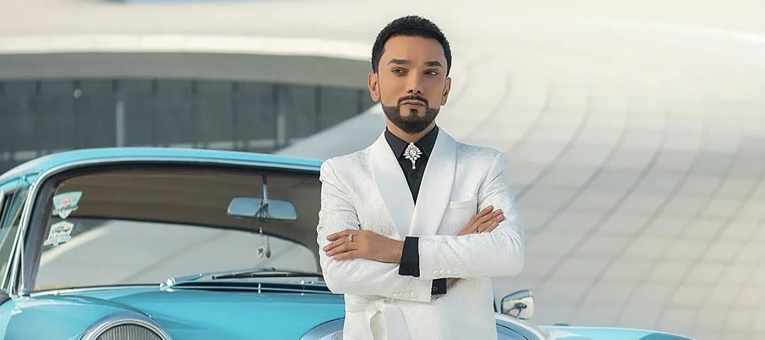 Faiq Ağayevin posteri "Times Square" meydanında - VİDEO