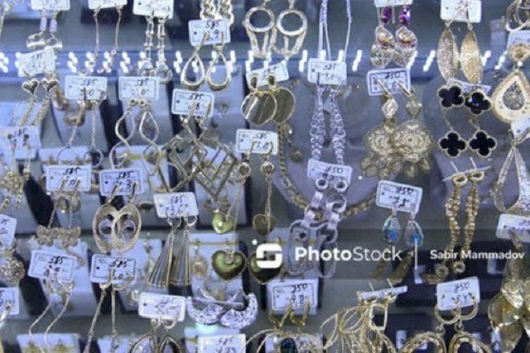 Qızıl bazarında bahalaşma alıcı qıtlığına səbəb oldu - VİDEO