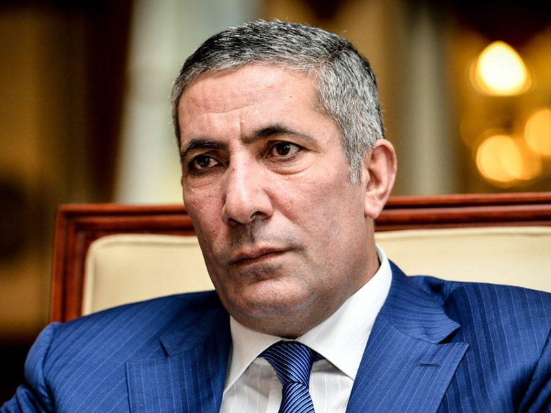 "Əgər mürəbbə biznesim varsa, dədəmin goruna..." - Siyavuş Novruzov