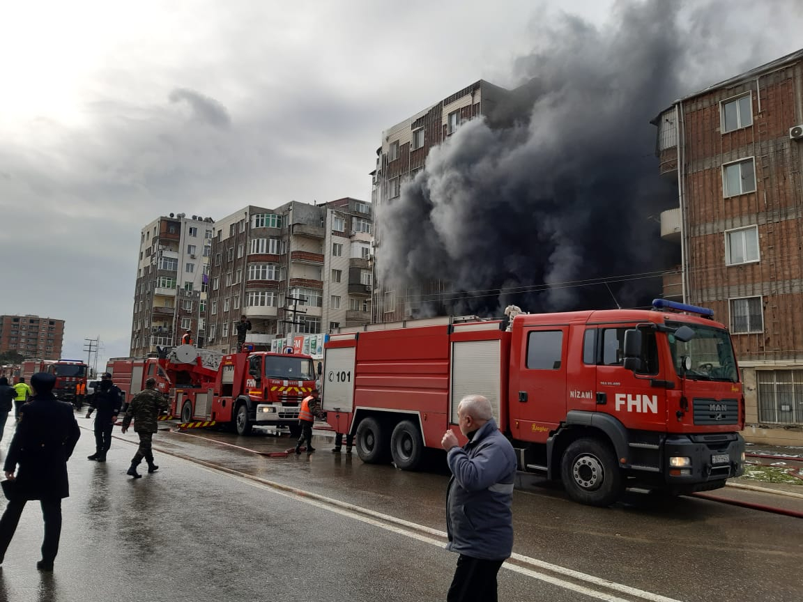 Bakıda hoteldə yanğın - VİDEO