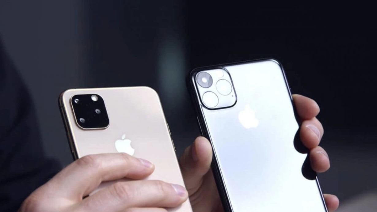 "Apple" "İphone"ları qəsdən yavaşlatdığına görə təzminat ödəyir