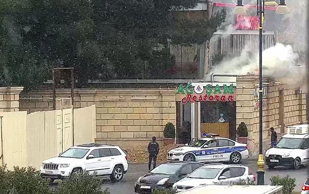 Bakıda “Shaurma N1”də yanğın - VİDEO