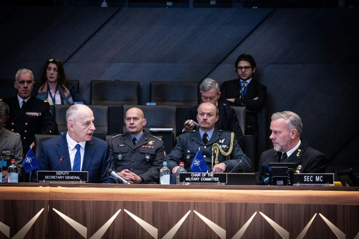 NATO admiralı: Ukraynadakı müharibənin nəticəsi dünyanın taleyini həll edəcək