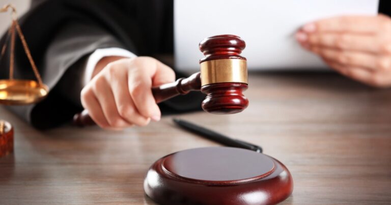 Lənkəranda 11 yaşlı qızı zorlayan şəxsə 17 il həbs verildi