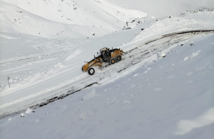 AAYDA: "Ömər aşırımında yollar qardan təmizlənir"