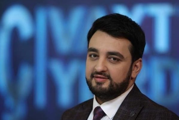 "Mən birinci sinifə gedəndə vaqonda yaşayırdım" - Zaur Nəbioğlu