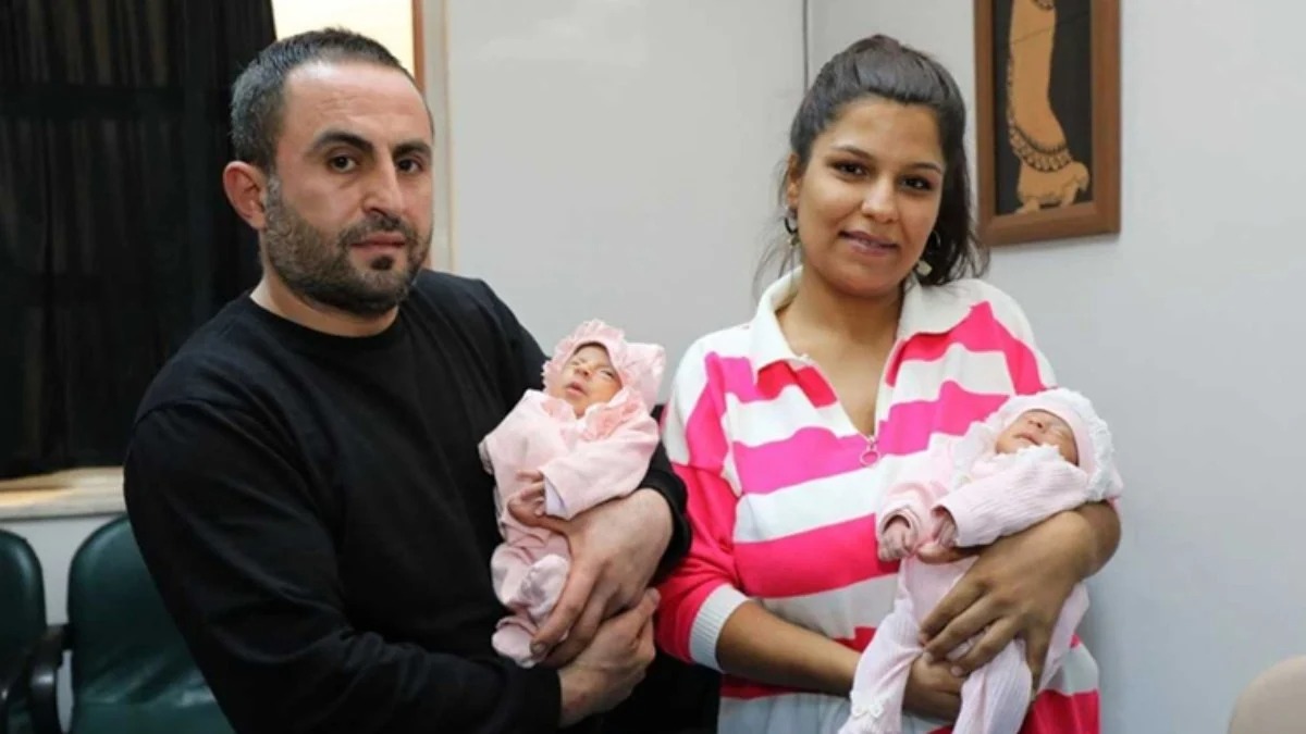 Əkizlər ana bətnində aparılan əməliyyatla sağlamlıqlarına qovuşdular - FOTO