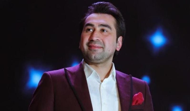 "Mahnı seçimimdə xanımıma güvənirəm" - Elton Hüseynəliyev