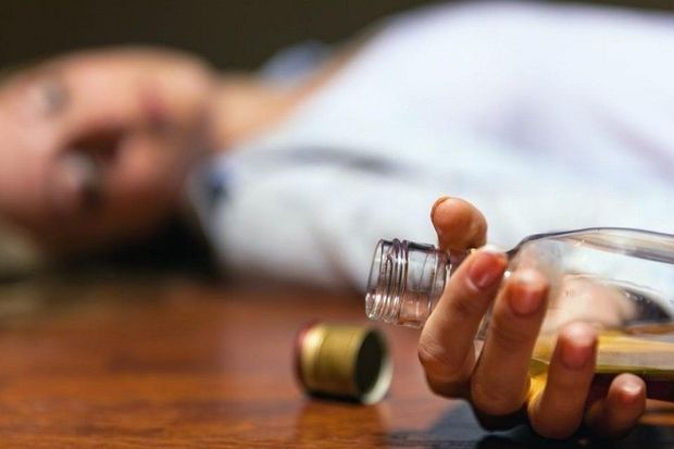 23 yaşlı qızın intihara cəhdinin təfərrüatı - “Instagram”dakı şəkilləri ilə şantaj edilib