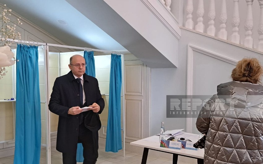 Pərviz Şahbazov səs verib