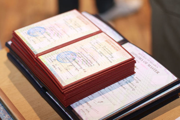 Ötən il xaricdə təhsil almış 1000-dən çox şəxsin diplomu tanınmayıb