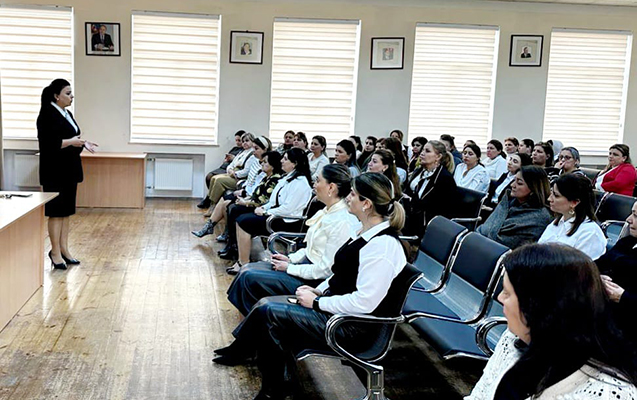 Mehriban Vəliyeva həmin məktəbə getdi