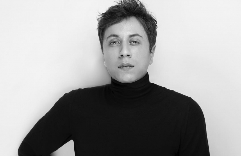 Anar Ağakişiyev türkiyəli məşhurları bu qiymətə bəzəyir