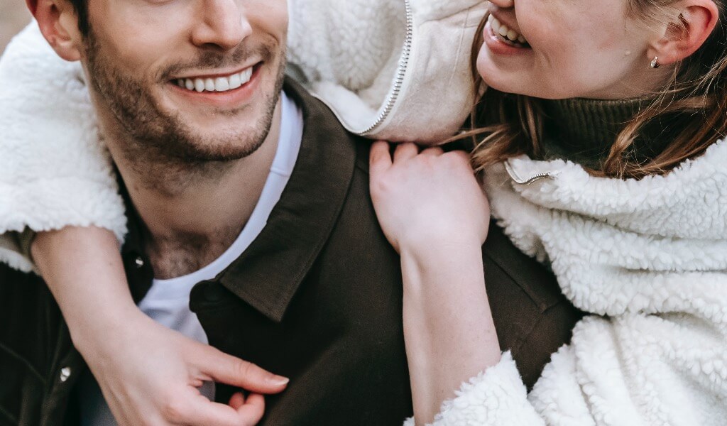 Gənc oğlan xalası qızının sevgilisini bıçaqladı - TƏFƏRRÜAT