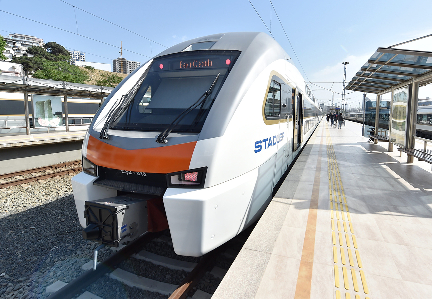 Novruz bayramı ilə əlaqədar sərnişinlərə jest