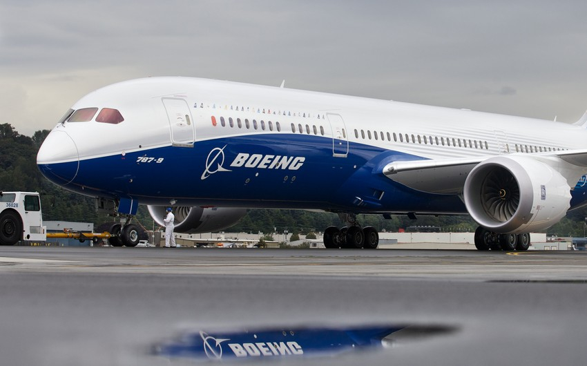 “Boeing” aviaşirkətlərə təyyarələrdəki yeni problem barədə məlumat verdi