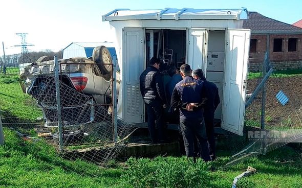 Masallıda avtomobil aşıb: Xəsarət alanlar var - FOTO