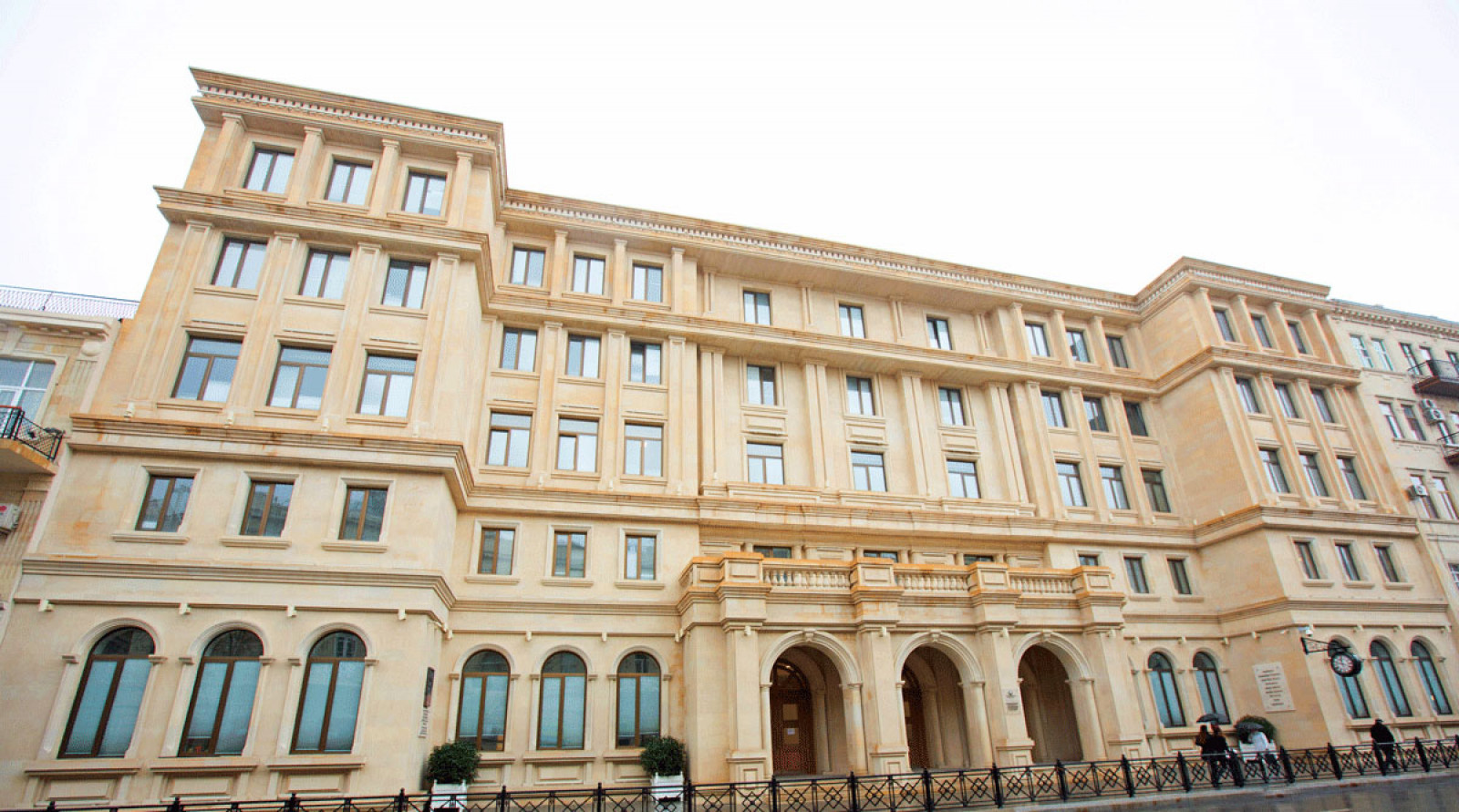 Bakı məktəbində şagirdlər arasında insidentə rəsmi REAKSİYA