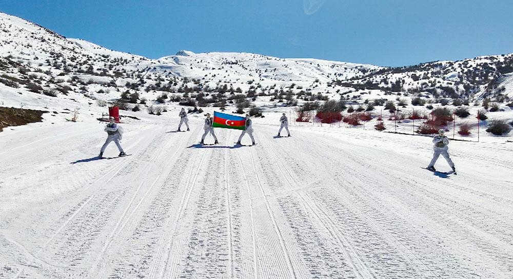 Azərbaycan xüsusi təyinatlılarının təlimindən yeni görüntülər - VİDEO