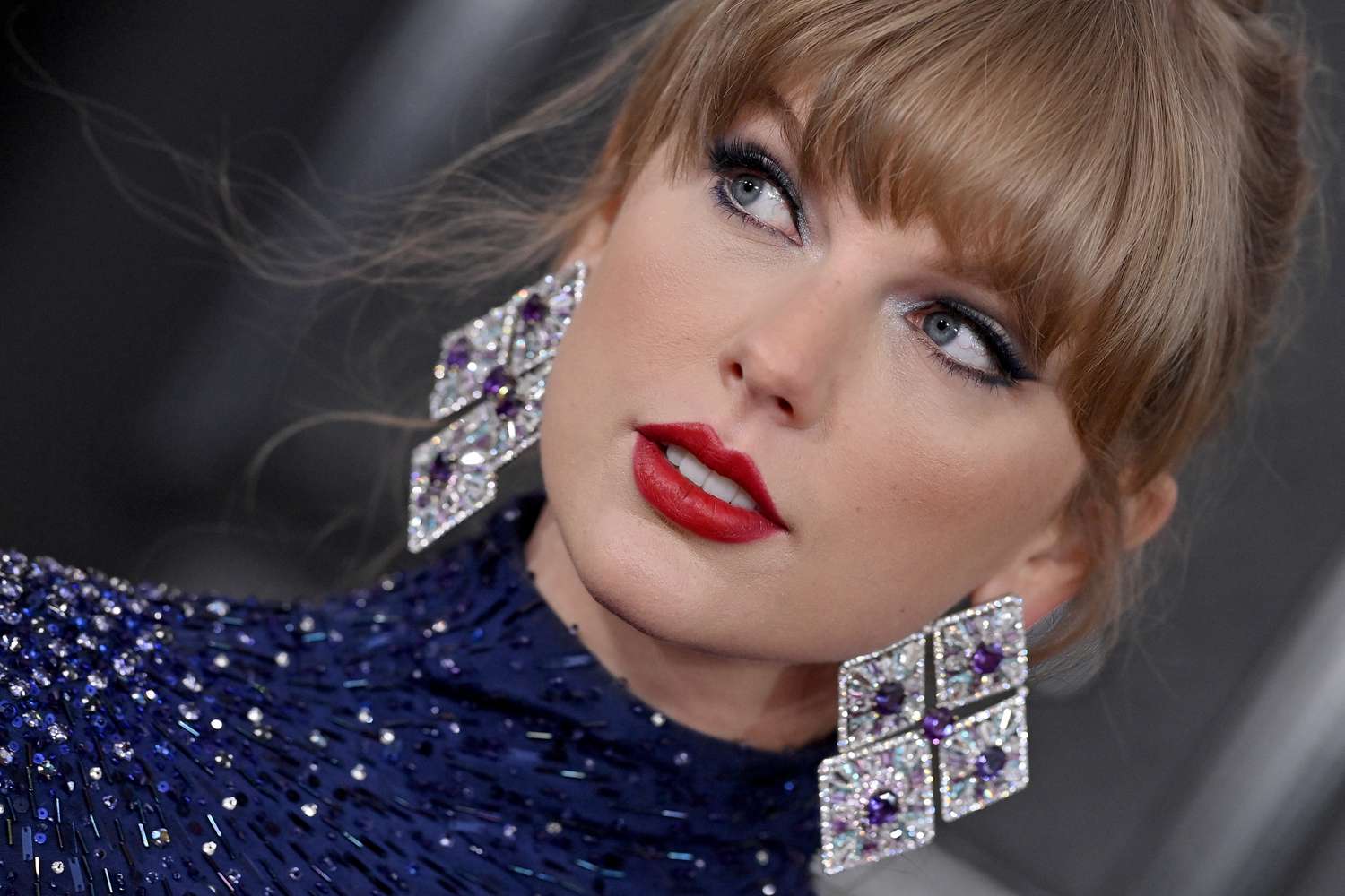 Taylor Svift "Milyarderlər" kateqoriyasından "Forbes"in siyahısına daxil olub