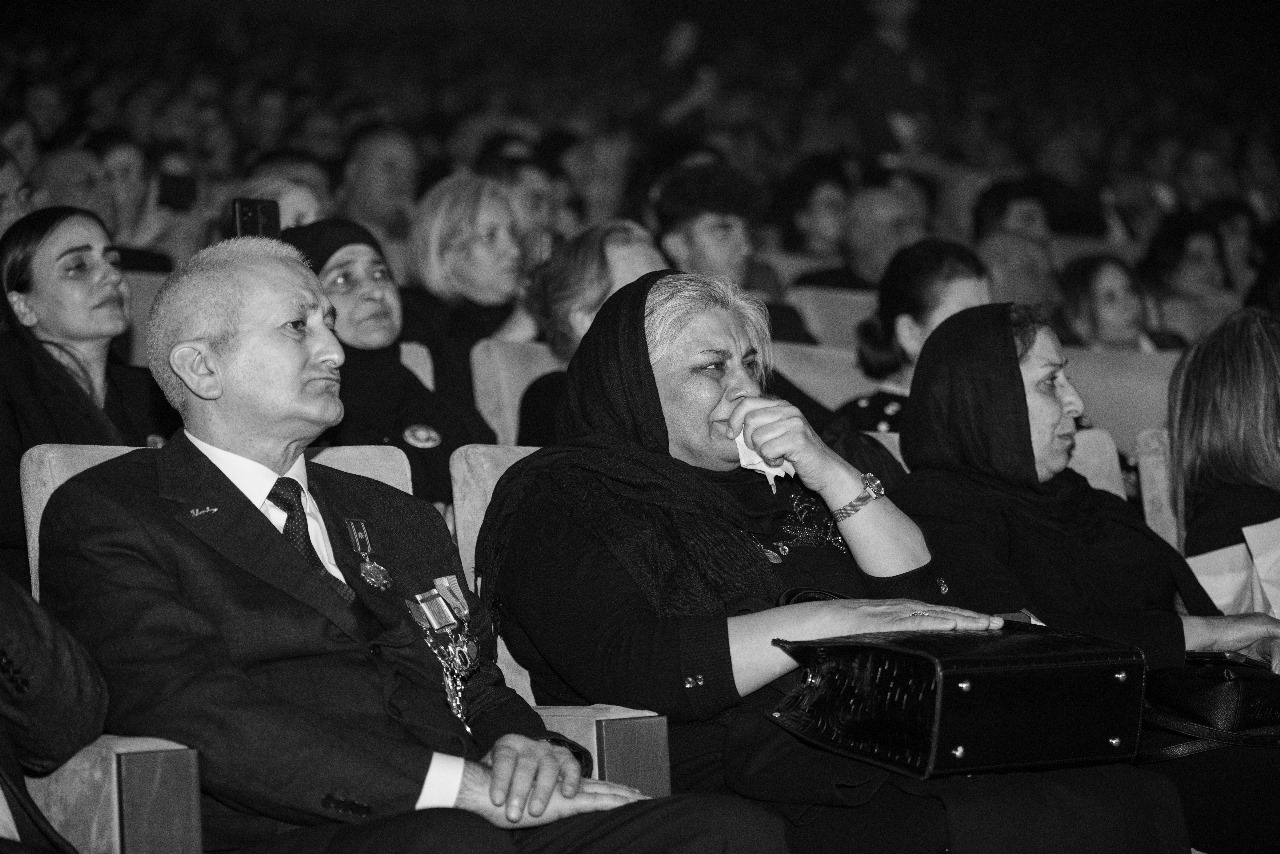 Aprel döyüşlərinə həsr olunmuş “Zəfərin 4 anı” bədii kompozisiyası təqdim olunub