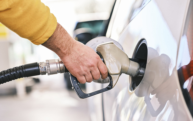“İST Petrol”da yanacağa su qatıldı, avtomobillərə ziyan dəydi - RƏSMİ