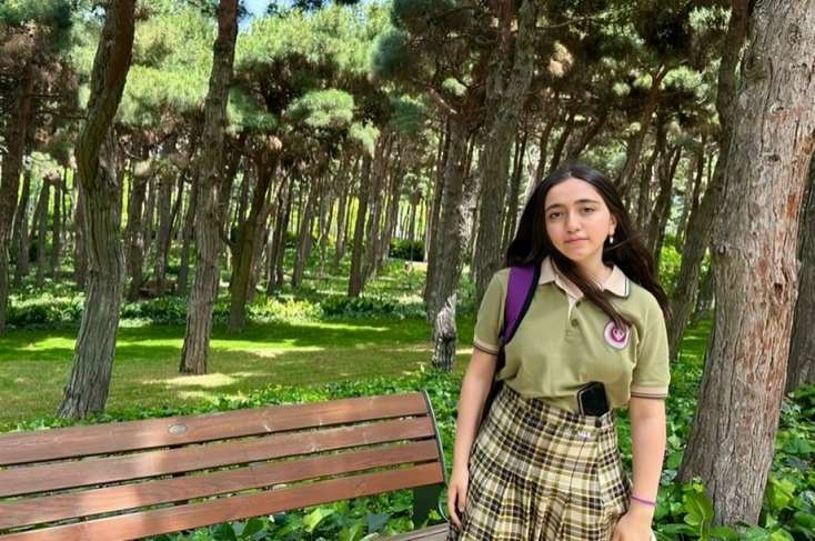 İmtahanda yüksək bal toplayan Mələkxanım bu tanınmış şəxsin qızı imiş