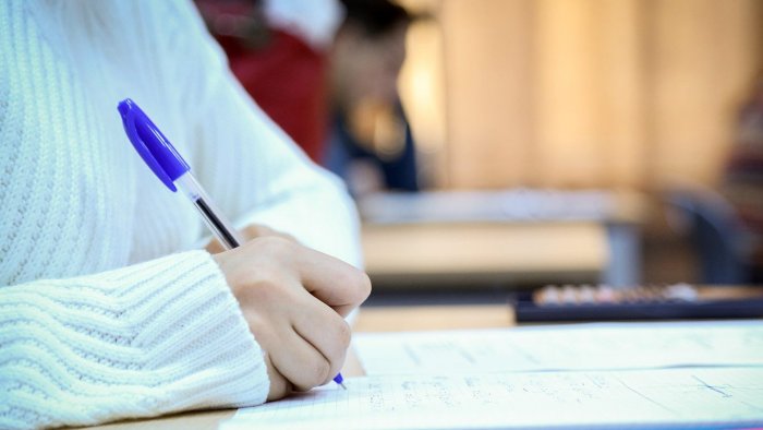 Daha bir məktəbli buraxılış imtahanında maksimum nəticə göstərdi - FOTO