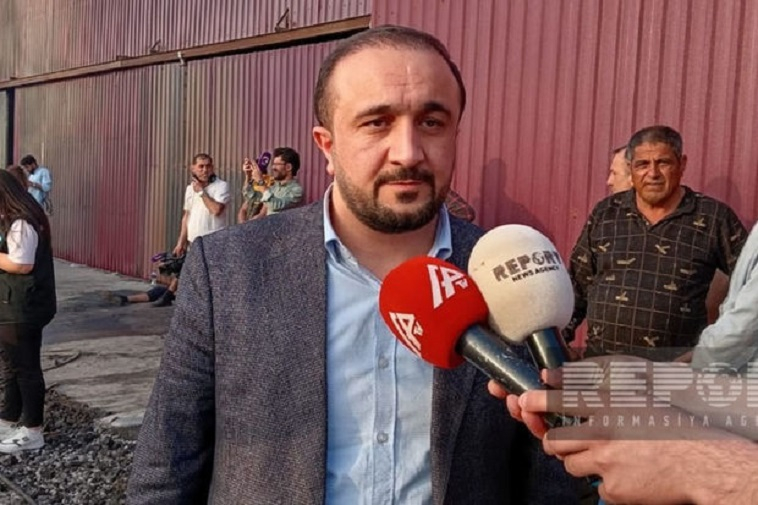 Taxta bazarında zərərçəkən sahibkar: “70-80 min manatlıq ziyan dəyib”