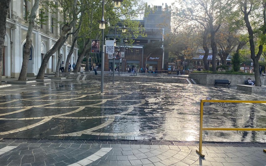 “Azərsu”: Bakının mərkəzində kanalizasiya borularındakı tıxanma aradan qaldırılıb