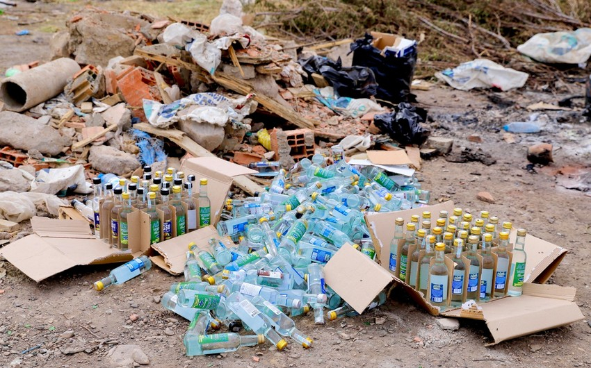 Naxçıvanda ticarət obyektlərində saxta alkoqollu içkilər aşkarlandı - FOTO