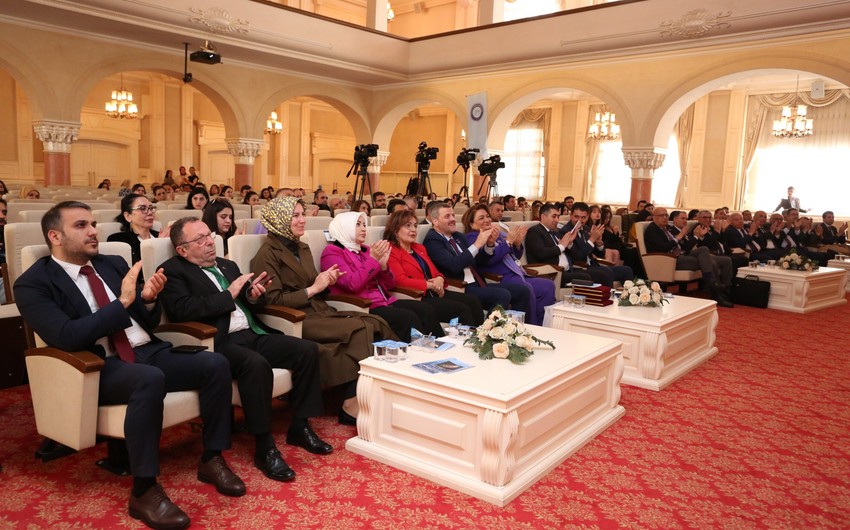 Ankarada “Qərbi Azərbaycandan məcburi köç” adlı beynəlxalq simpozium keçirilib