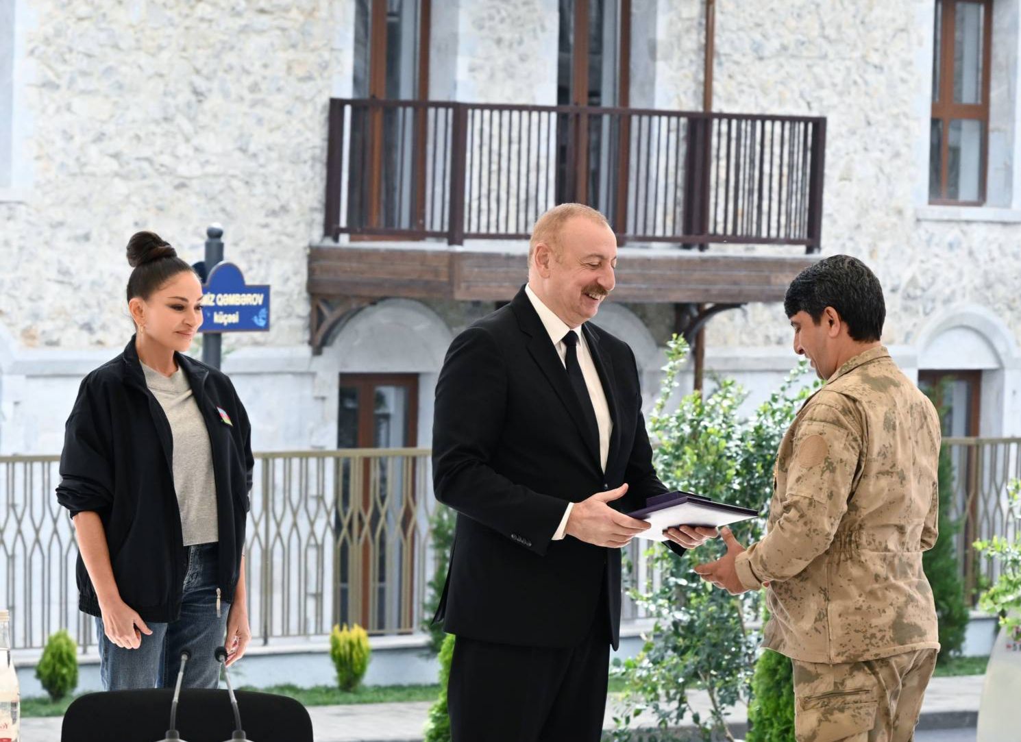 “Prezident məni bağrına basdı, çox həyəcanlı idim”
