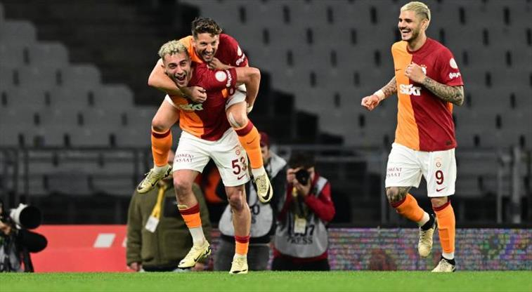 "Qalatasaray" 24-cü çempionluğuna bir qədər də yaxınlaşdı