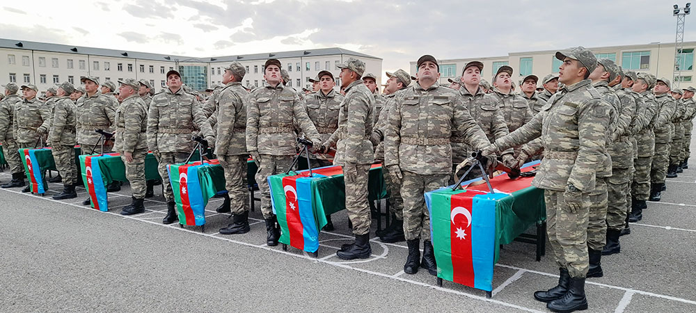 Baş nazirdən həqiqi hərbi xidmətə çağırışla bağlı QƏRAR