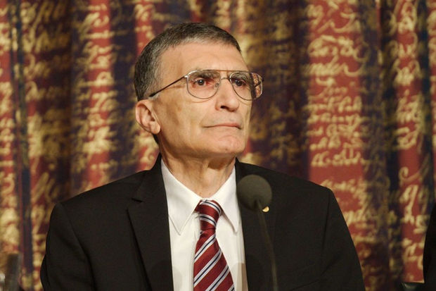 Nobel mükafatı laureatı Azərbaycana gələcək