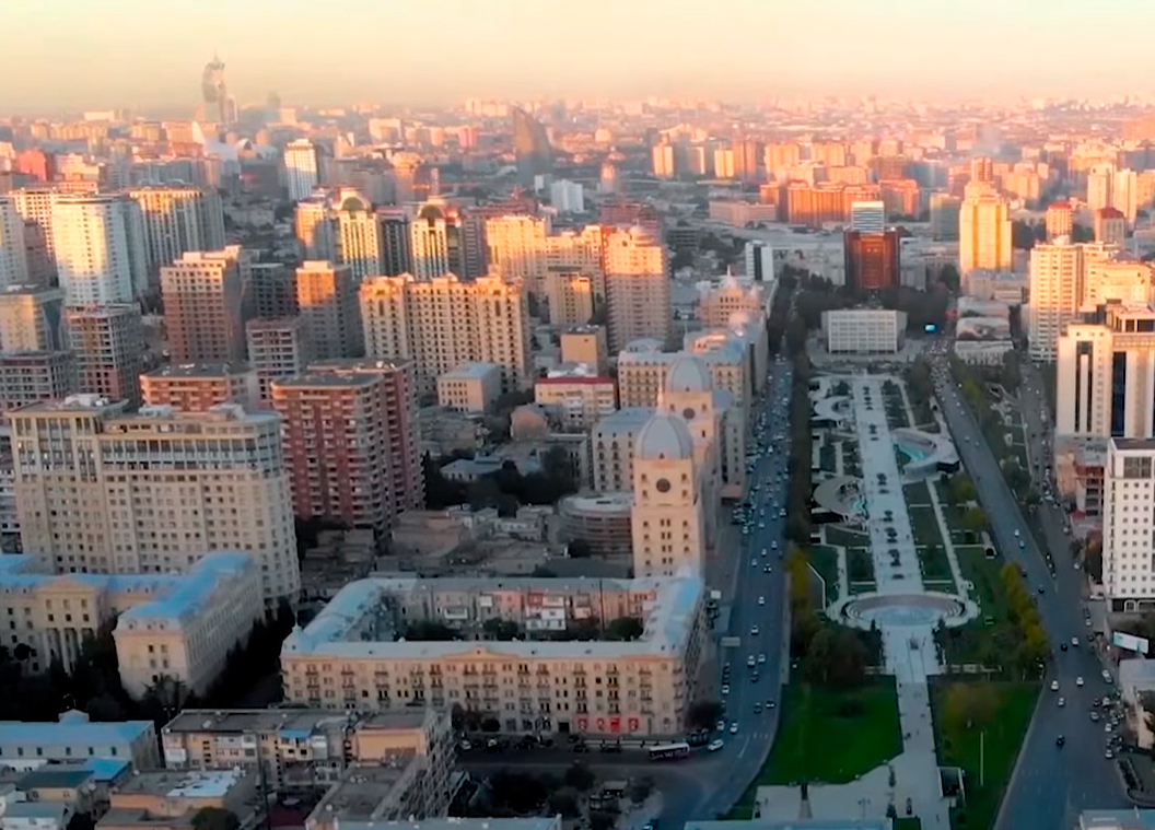 Bakıda bina evlərində yaşayanların NƏZƏRİNƏ - Zəlzələ ilə bağlı… - VİDEO