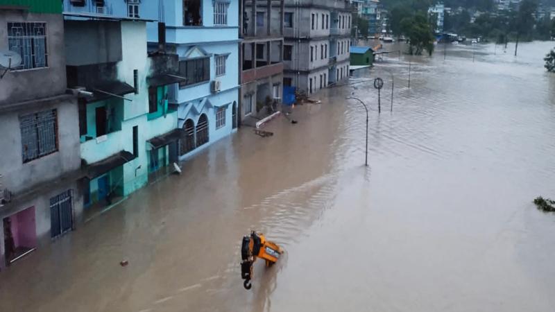 Hindistan və Banqladeşdə siklonlar nəticəsində ölənlərin sayı 55-ə yüksəldi